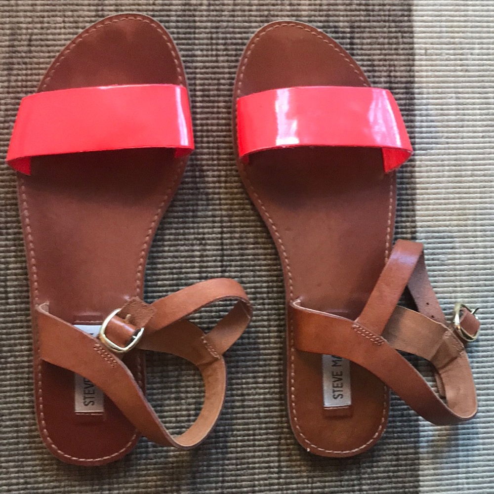 Steve Madden Donddi Sandals